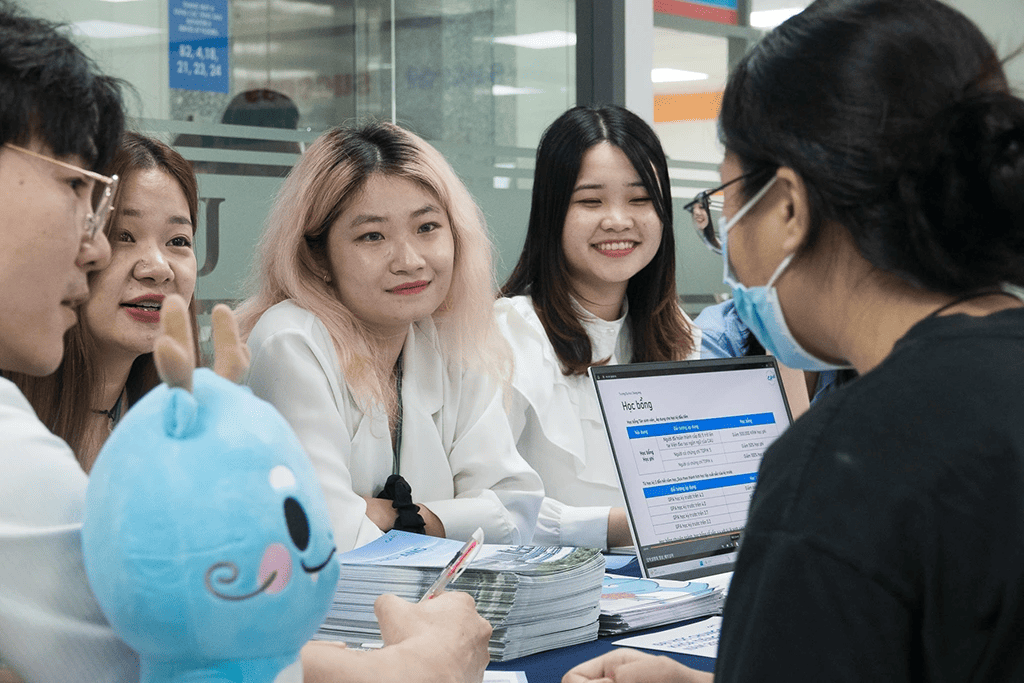 Đội ngũ nhân viên tư vấn du học